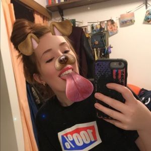 Meet your Posher, Katelyn